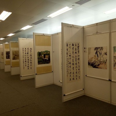 上海展柜展板出租與圖文設計一站式服務，如何選擇靠譜供應商？